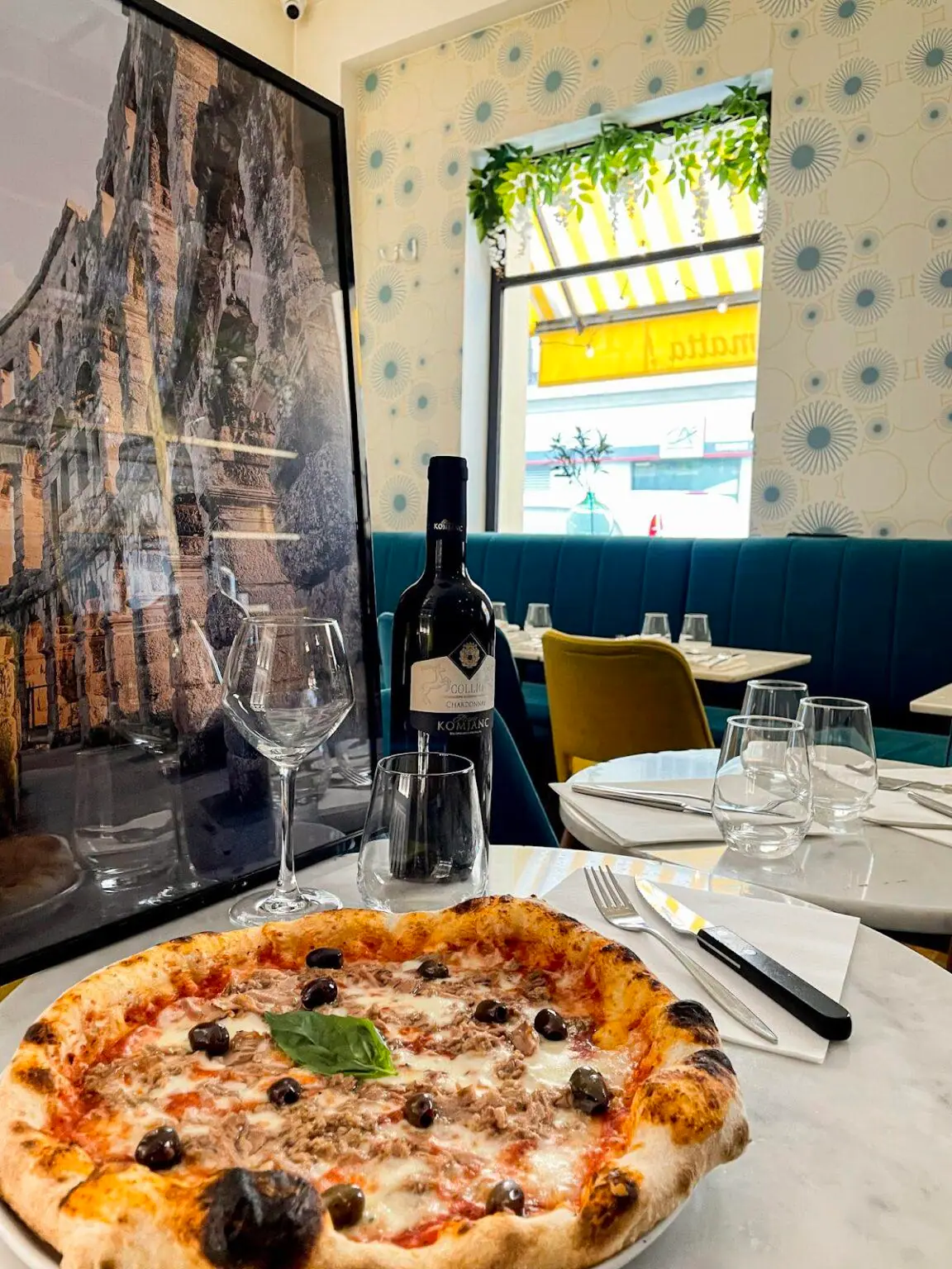 Ambiance élégante du restaurant italien Pratolina à Paris 2